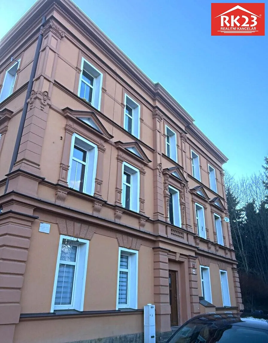 Pronájem bytu 1+kk 42 m²